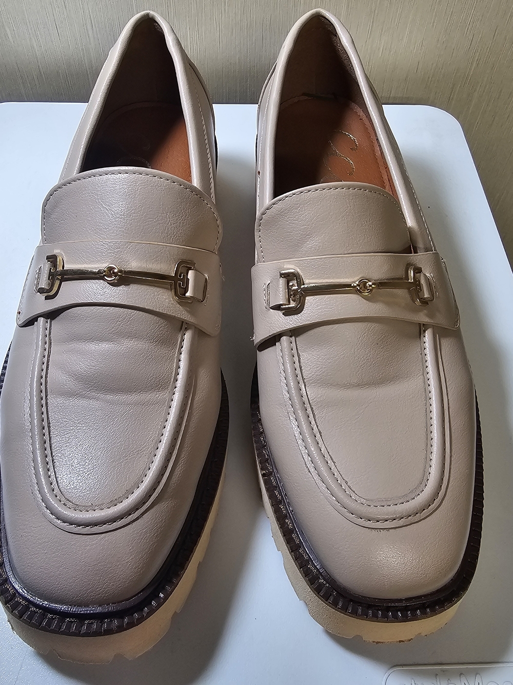 CCOCCI Vegan Leather Lug Sole Loafers Beige Gold Bit Shoes Size 9 - Picture 3 of 11